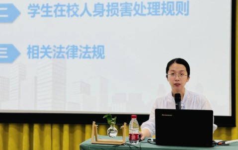 宏昊动态 | 王文静律师走进校园开展与法“童”行、守望成长普法讲座