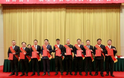 宏昊荣誉|宏昊所主任朱虹荣获“浙江省律师行业突出贡献奖”