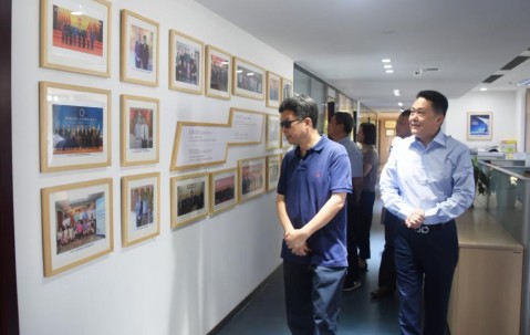 拱墅区人大常委会党组书记、区人大常委会主任吴才敏一行 莅临我所调研工作