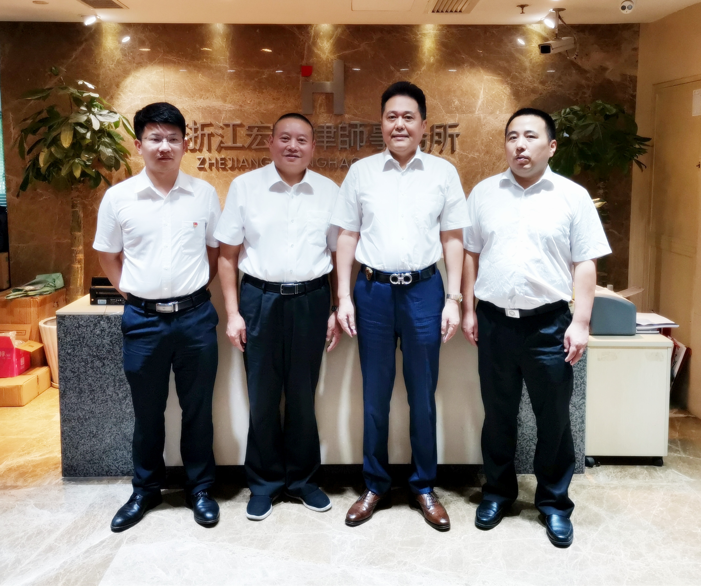 微信图片_20190628094212_副本.jpg