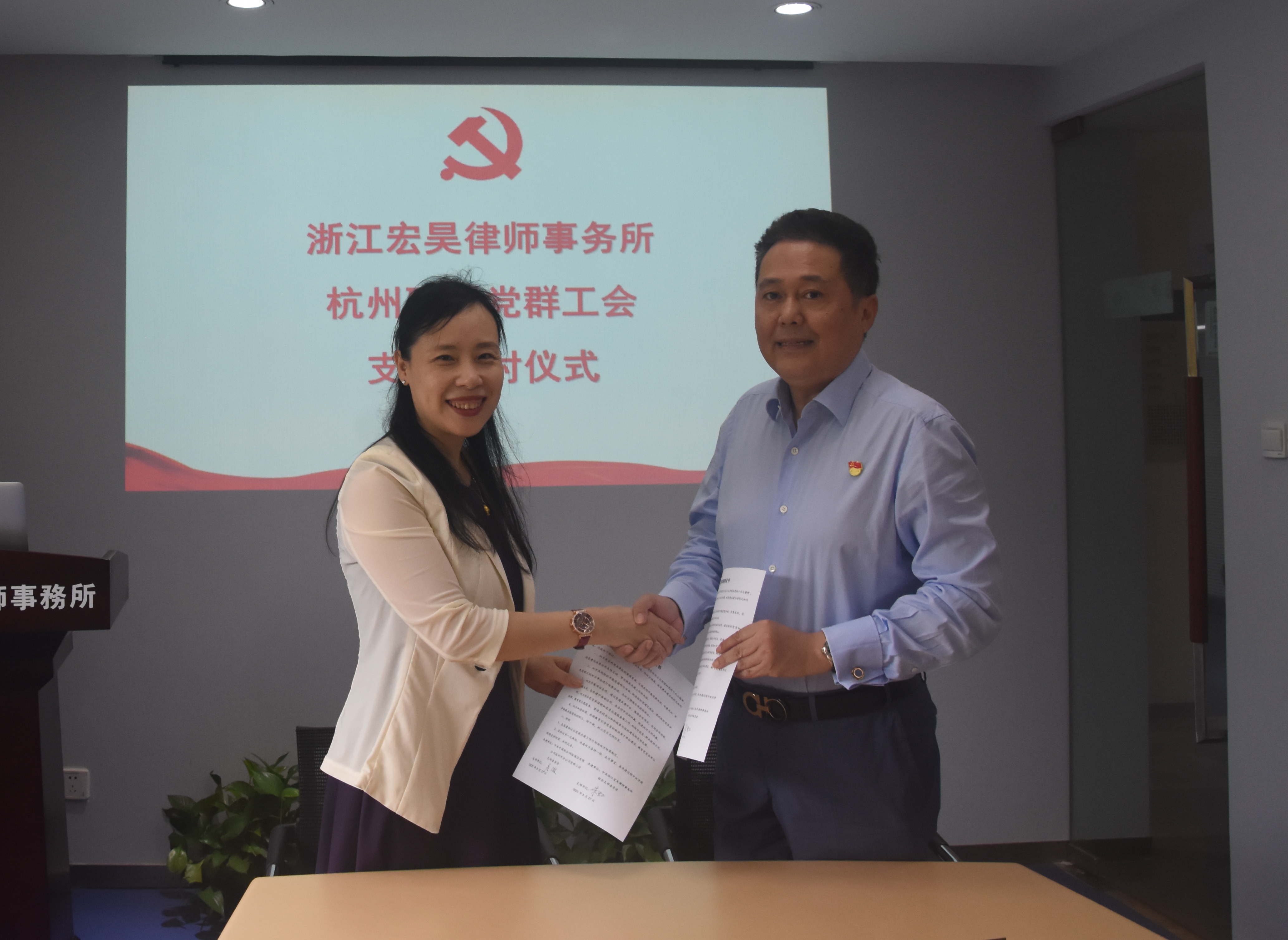 站起来2.jpg