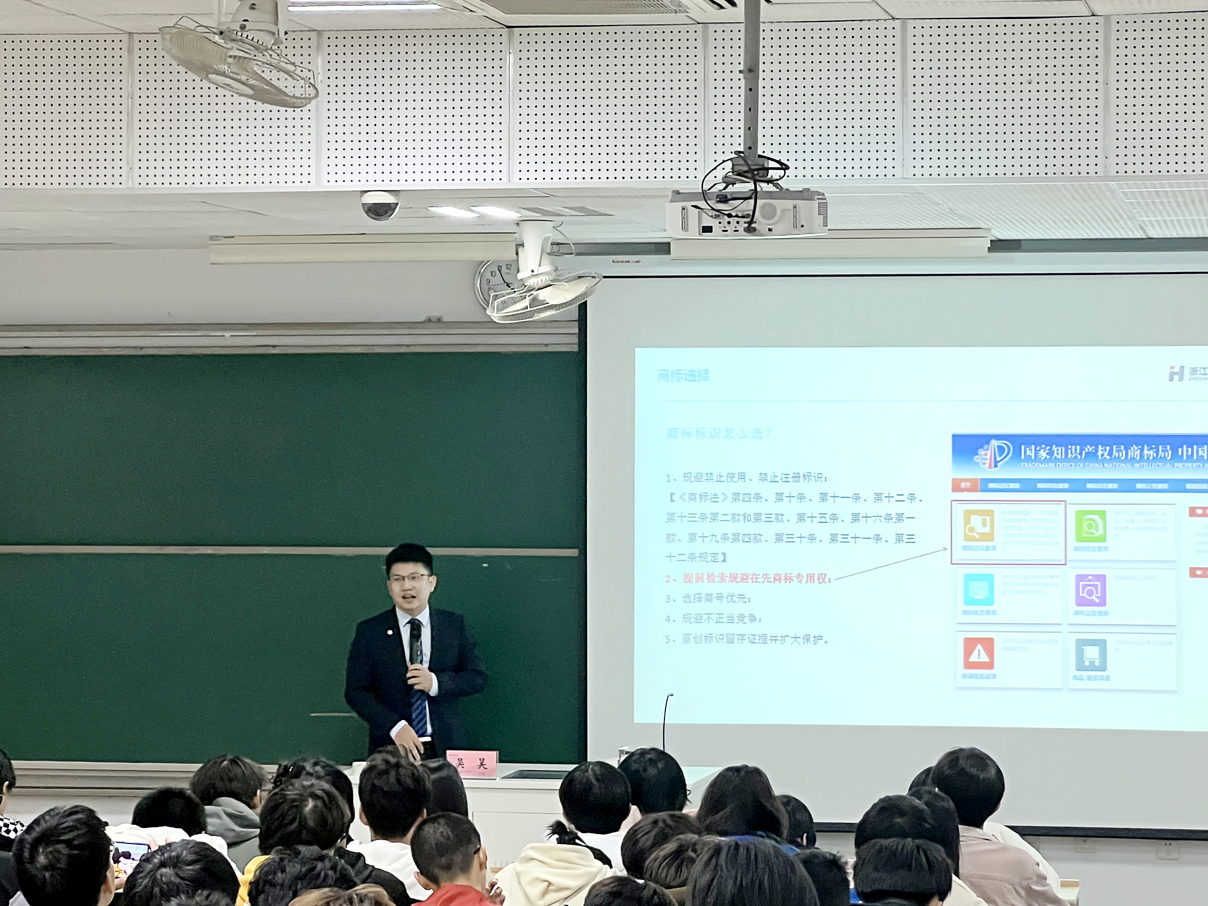 微信图片_20221102135340.jpg 微信图片_20221102135340.jpg