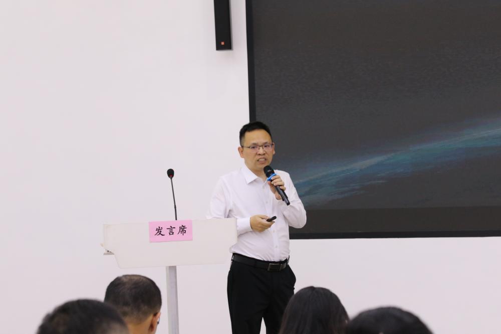 cb71041bff5b61bc3ba731004a8ac13c.jpg cb71041bff5b61bc3ba731004a8ac13c.jpg