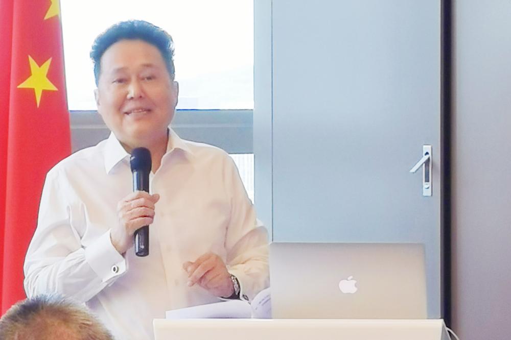 朱虹_副本_副本.jpg 朱虹_副本_副本.jpg