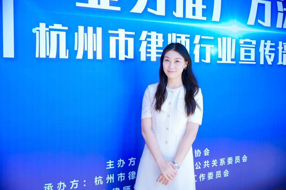 米雪涛参会.jpg 米雪涛参会.jpg