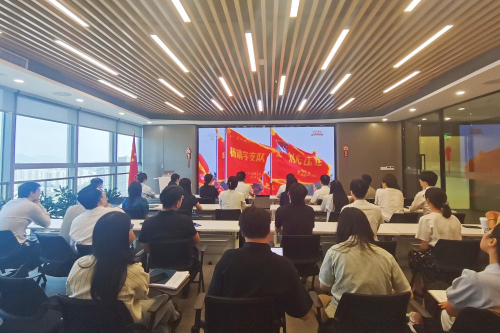 背面_副本.jpg 背面_副本.jpg