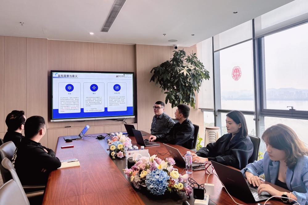 微信图片_20251106153700_136_262_副本.jpg 微信图片_20251106153700_136_262_副本.jpg