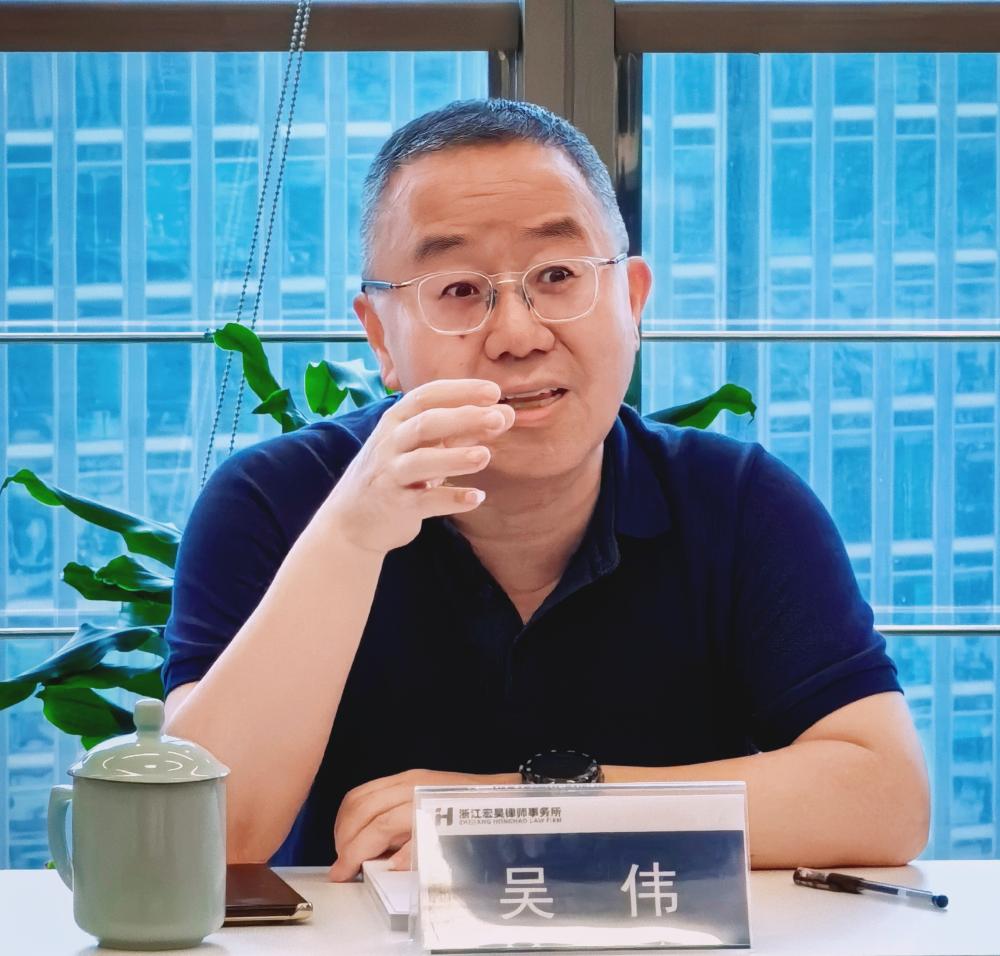 吴伟_副本.jpg